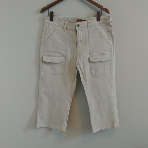Lee Bermuda Shorts - Picture 1 of 12
